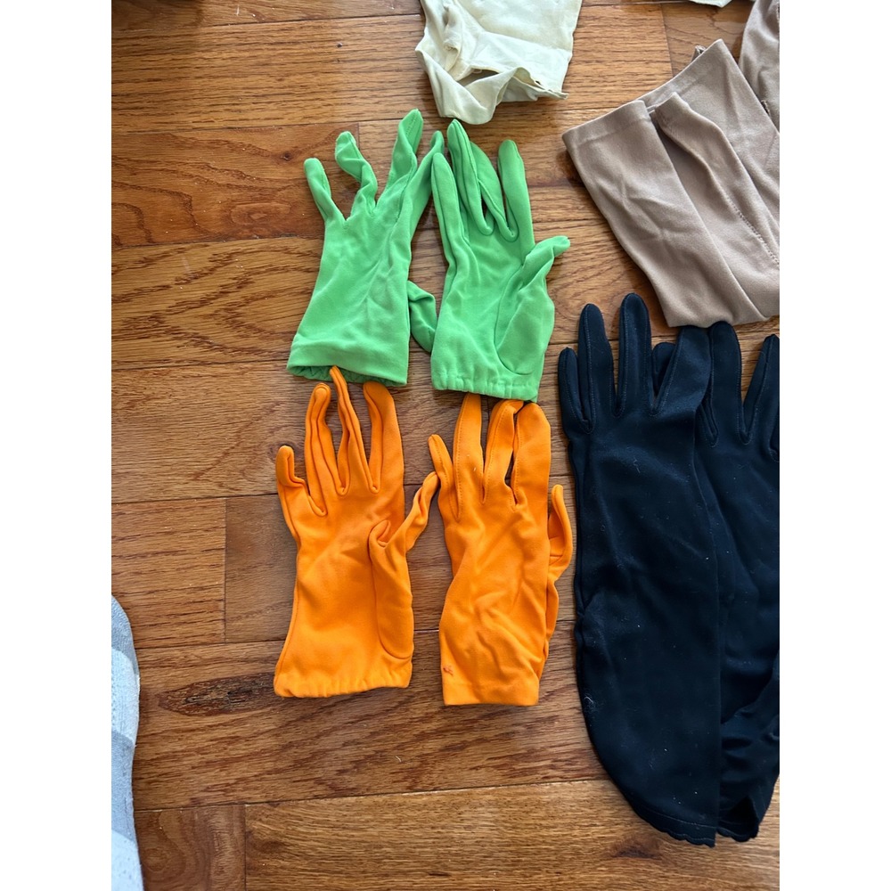 Vintage Gloves Lot Leather Fabric Opera Length Costume Mid Century 16 Pairs - Picture 8 of 10